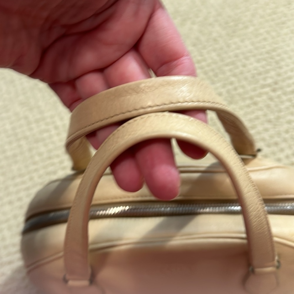 Prada tan bowling bag - Picture 5 of 13